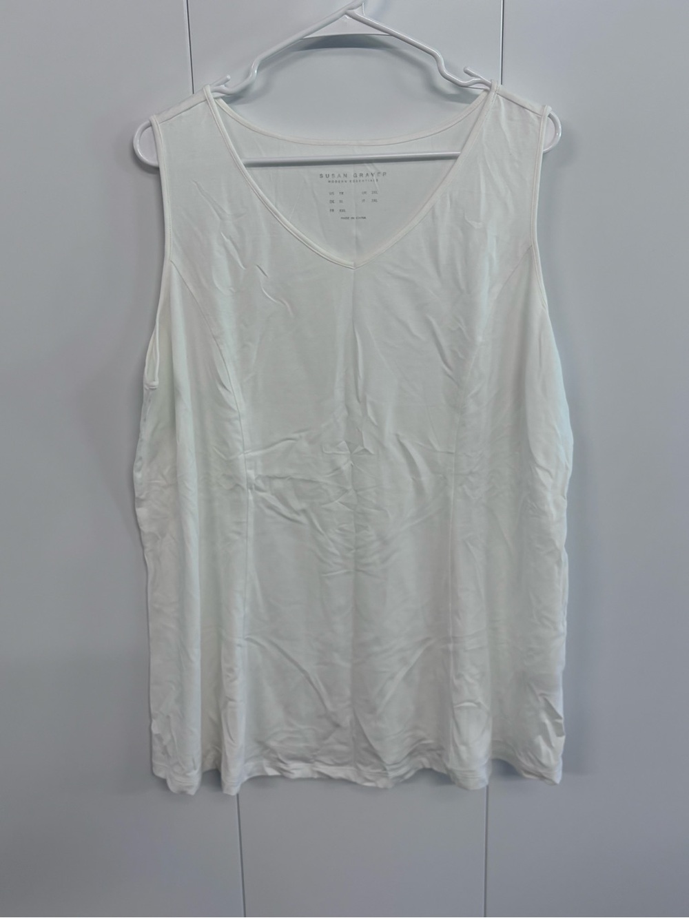 Susan Graver Tank Top Womens Size 1X White Liquid Knit Stretch Relaxed Comfort